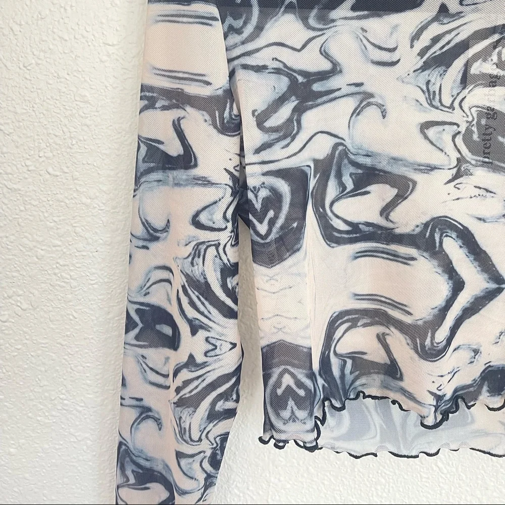 Mesh Top - Picture 2 of 3